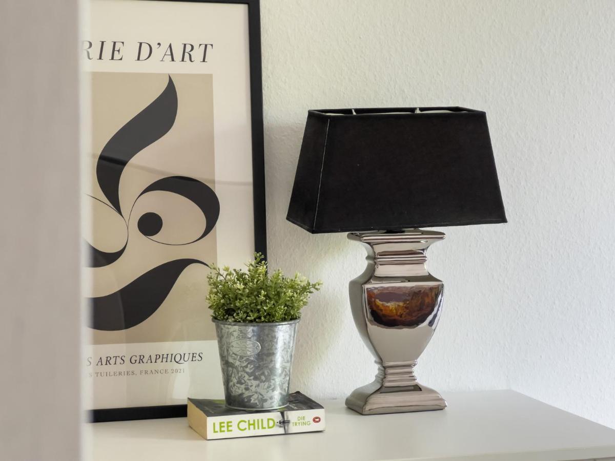 Home By Doni I Apartment An Der Kunsthalle I Parkplatz & Balkon Bielefeld Exterior photo